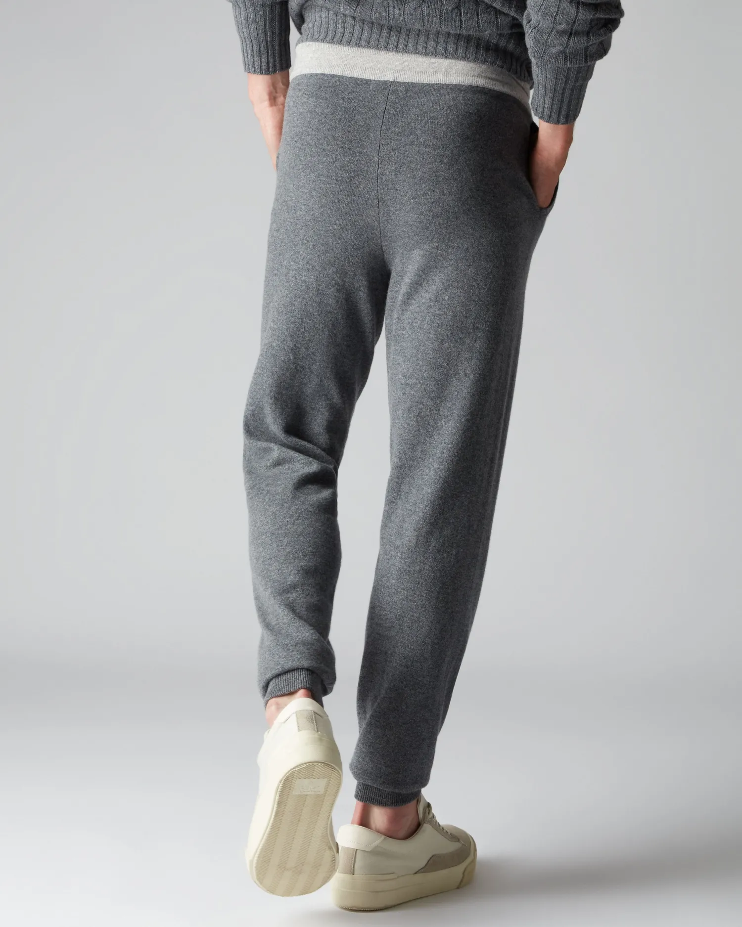 N.Peal Dark Grey | Loungewear*Men's Brompton Cashmere Jogger