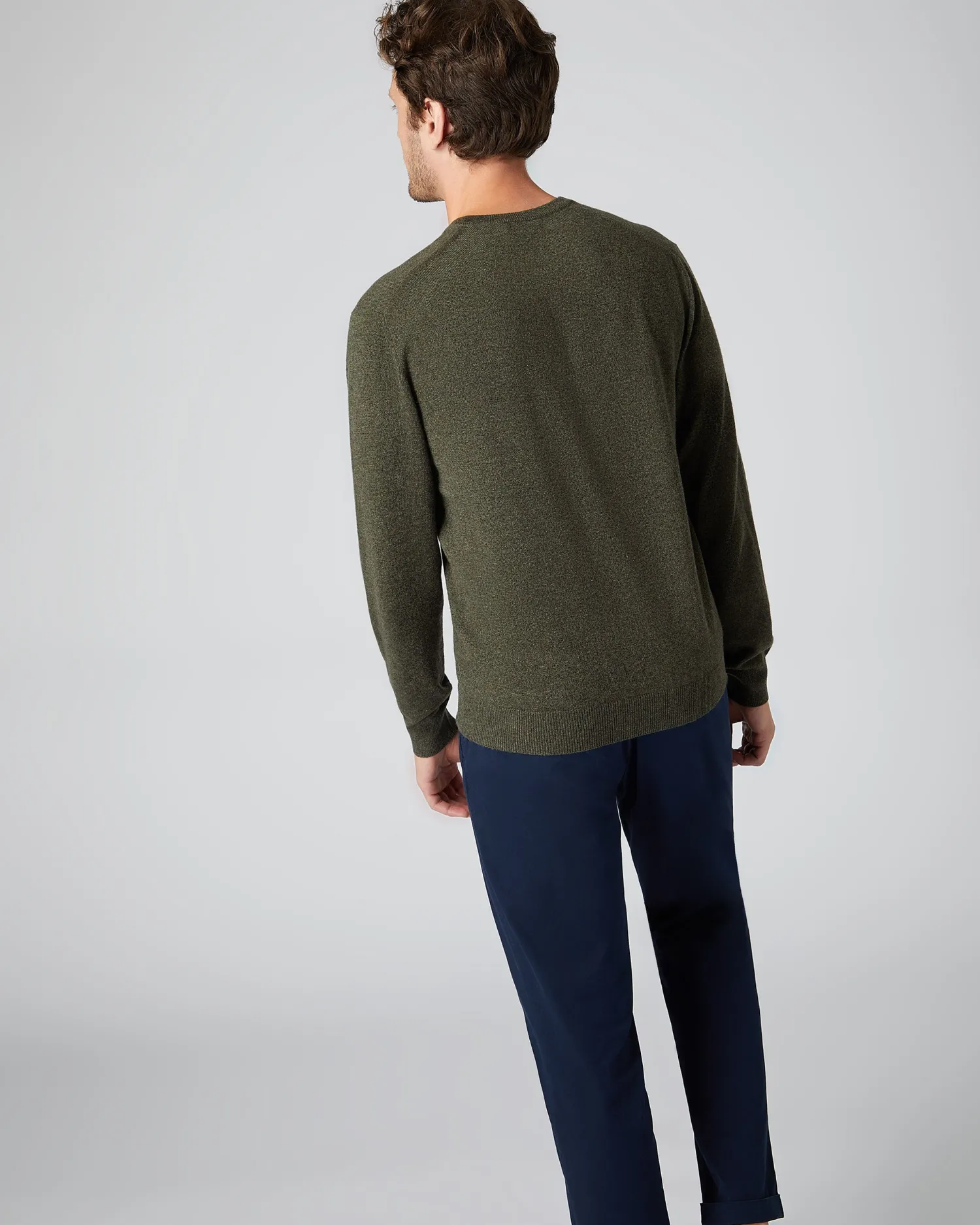 N.Peal Classic Cashmere | Green*Men's Burlington V Neck Cashmere Sweater