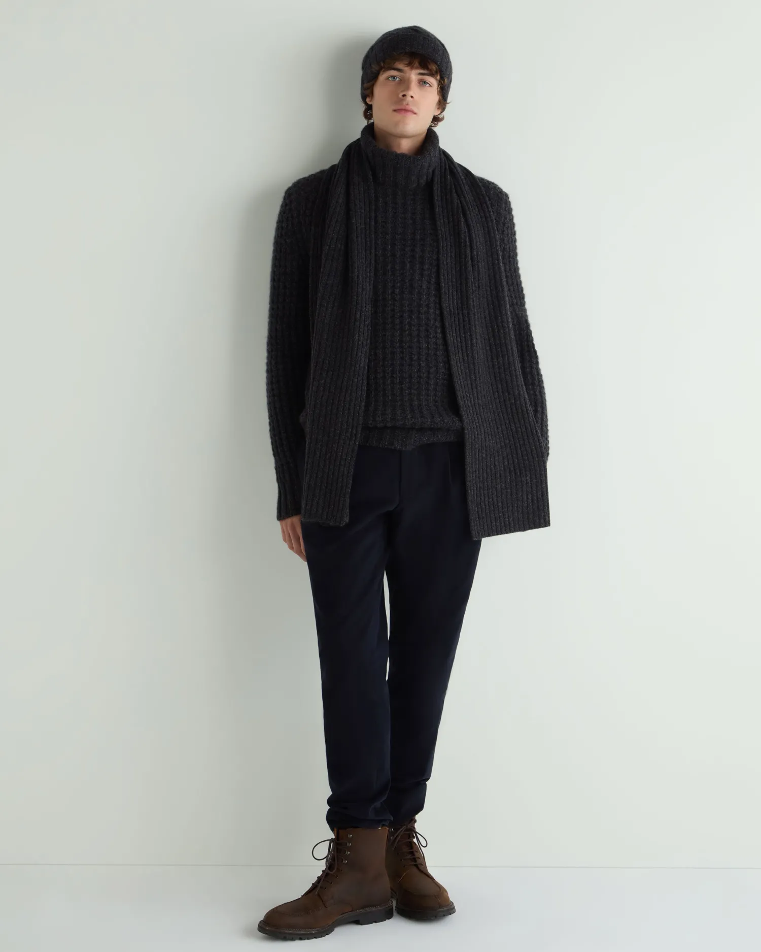 N.Peal Dark Grey | Textured Knits*Men's Chunky Moss Stitch Turtle Neck Cashmere Sweater