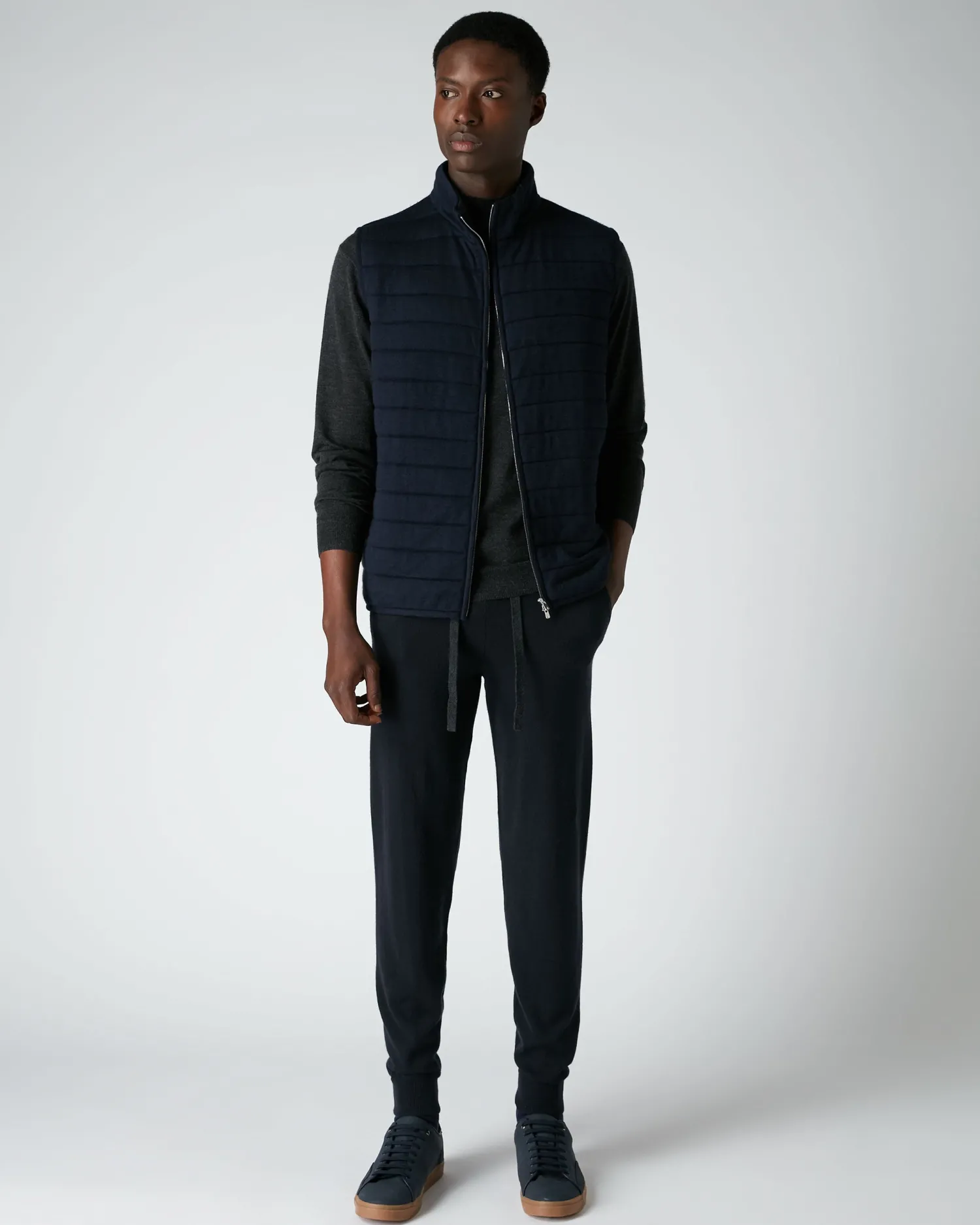 Women N.Peal Navy | Navy*Men's Smithfield Fine Gauge Cashmere Padded Gilet