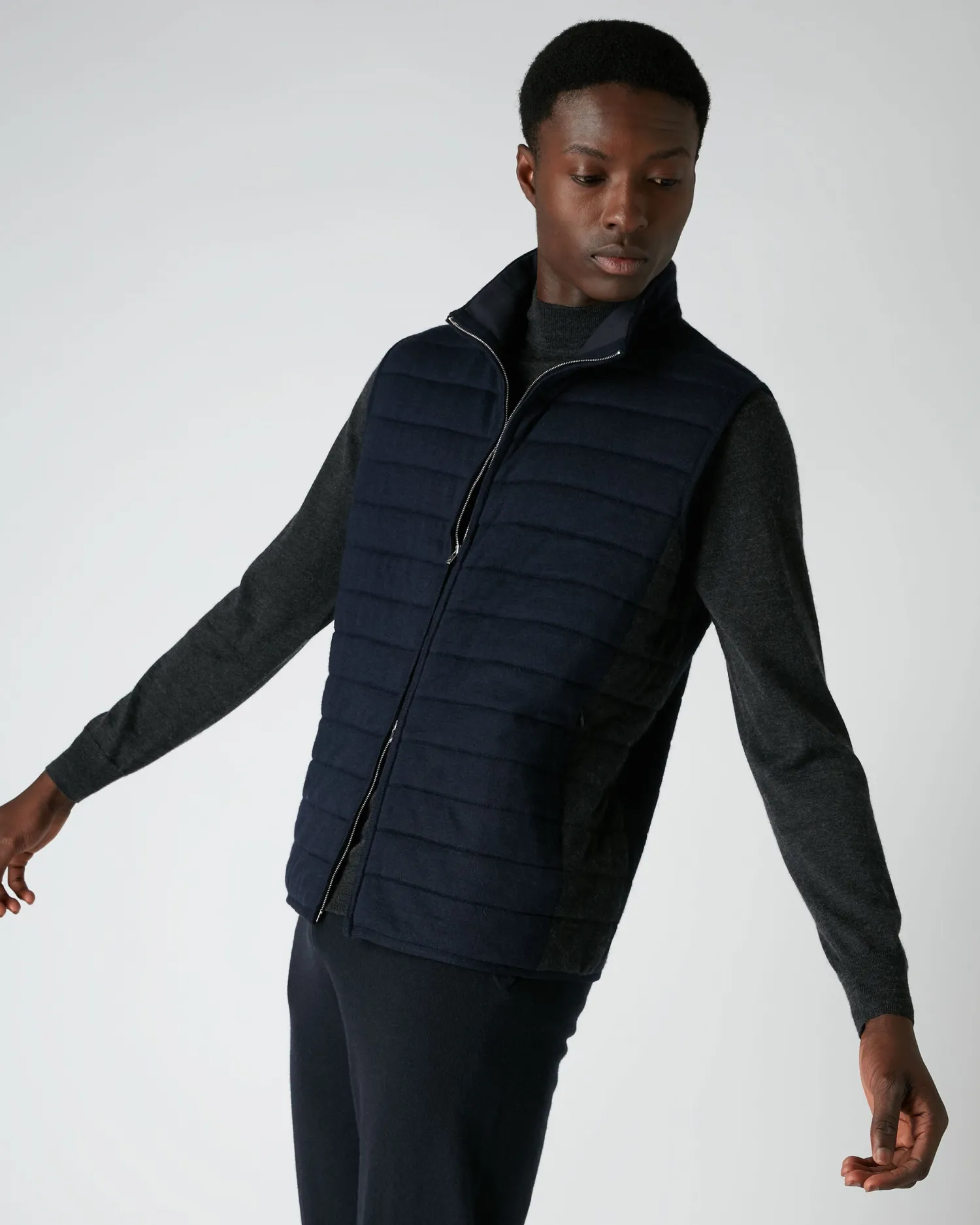 Women N.Peal Navy | Navy*Men's Smithfield Fine Gauge Cashmere Padded Gilet