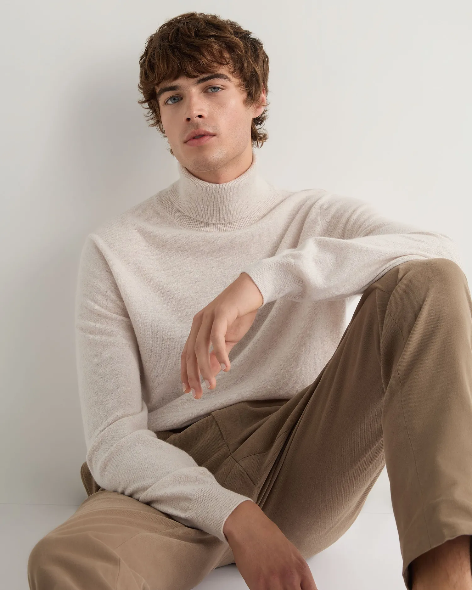 Women N.Peal White | White*Men's Trafalgar Turtle Neck Cashmere Sweater