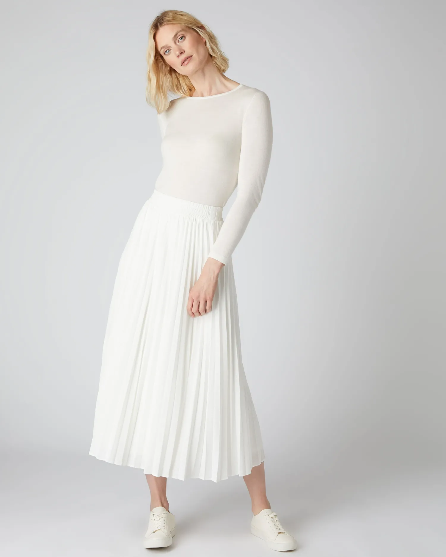 Women N.Peal White | Superfine Cashmere*Women's Eden Superfine Cashmere Round Neck Top