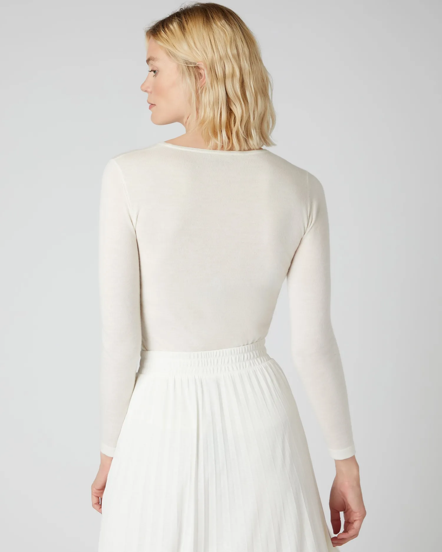 Women N.Peal White | Superfine Cashmere*Women's Eden Superfine Cashmere Round Neck Top