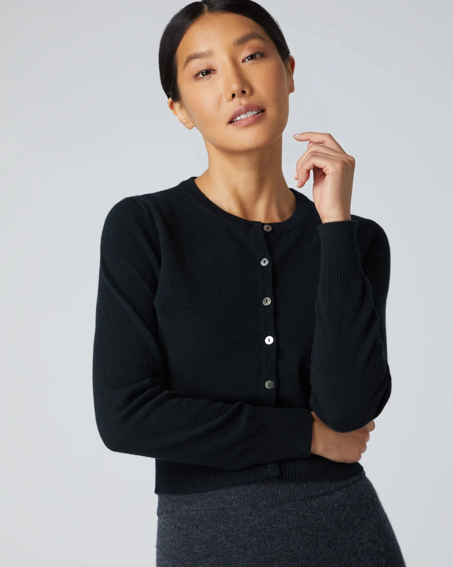 Women N.Peal Black | Classic Cashmere*Women's Ivy Cropped Cashmere Cardigan