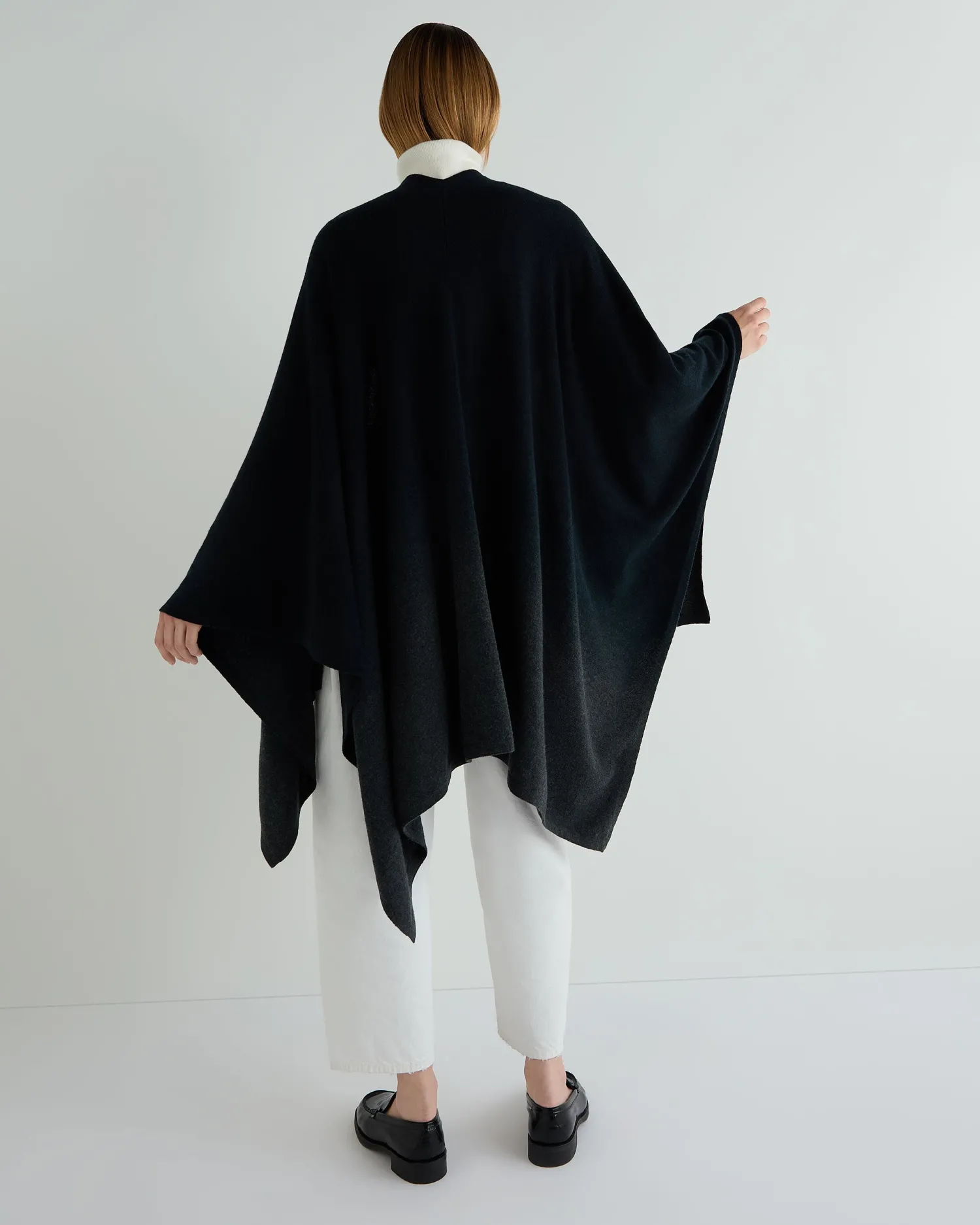 Women N.Peal Navy | Blue*Women's Lily Ombre Cashmere Cape