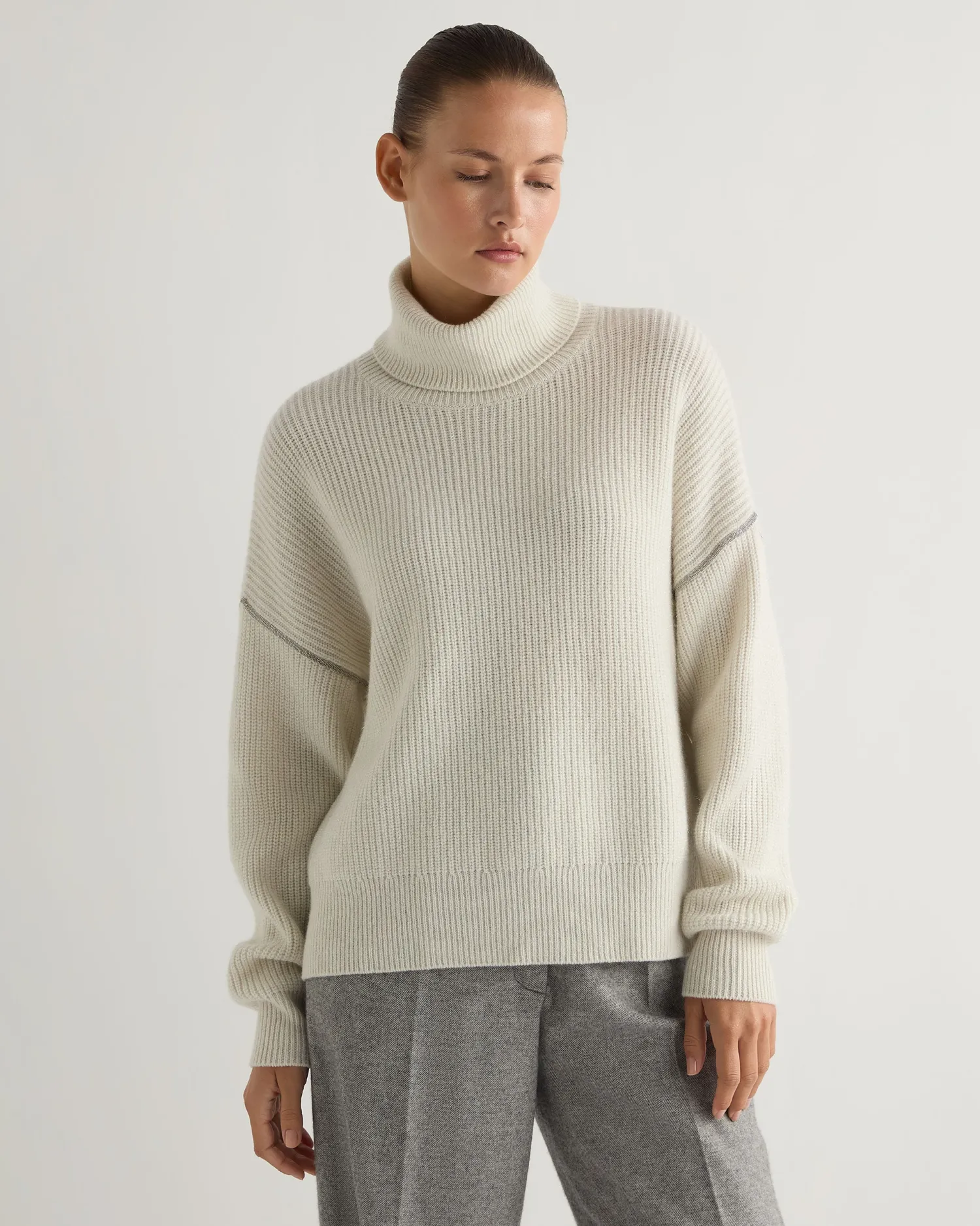 Women N.Peal Natural | Light Grey*Women's Metal Trim Turtle Neck Cashmere Sweater With Lurex