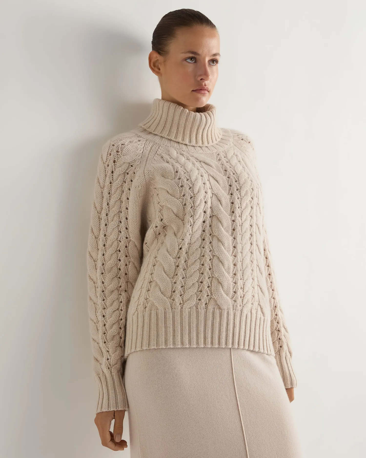Women N.Peal White | Textured Knits*Women's Open Cable Turtle Neck Cashmere Sweater