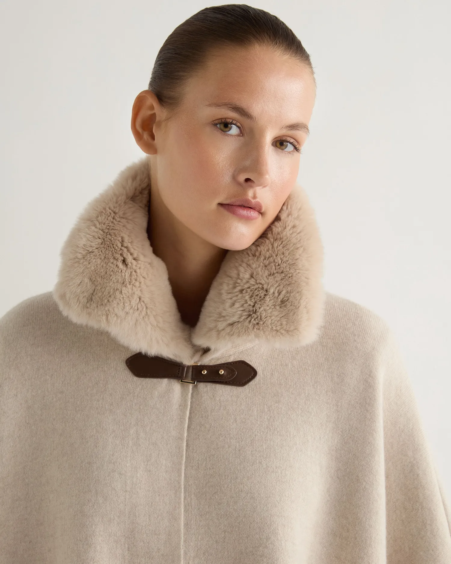 Women N.Peal White | Natural*Women's Rex Collar Cape